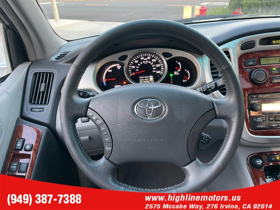 Used Toyota Highlander Hybrid 4dr 4WD LTD 2006 | High Line Motors LLC. Irvine, California Used Toyota Highlander Hybrid 4dr 4WD LTD 2006 | High Line Motors LLC. Irvine, California