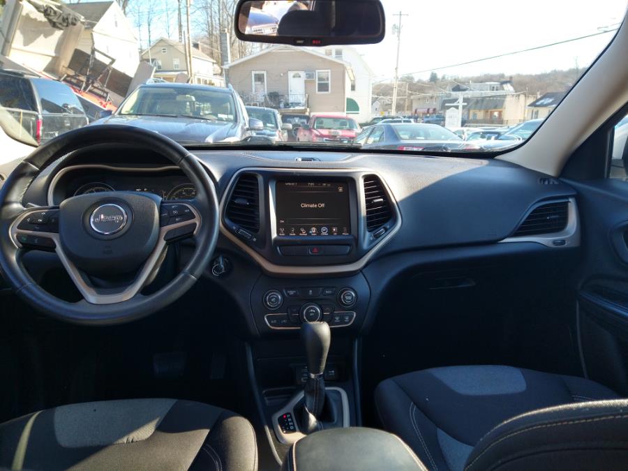2014 Jeep Cherokee FWD 4dr Latitude, available for sale in Brewster, New York | A & R Service Center Inc. Brewster, New York 2014 Jeep Cherokee FWD 4dr Latitude, available for sale in Brewster, New York | A & R Service Center Inc. Brewster, New York