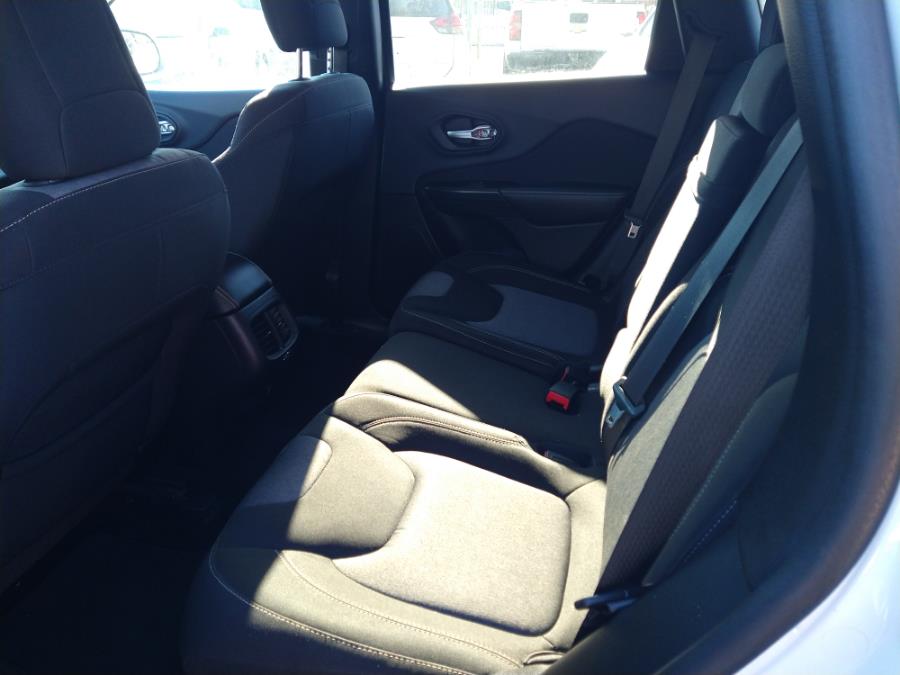 2014 Jeep Cherokee FWD 4dr Latitude, available for sale in Brewster, New York | A & R Service Center Inc. Brewster, New York 2014 Jeep Cherokee FWD 4dr Latitude, available for sale in Brewster, New York | A & R Service Center Inc. Brewster, New York