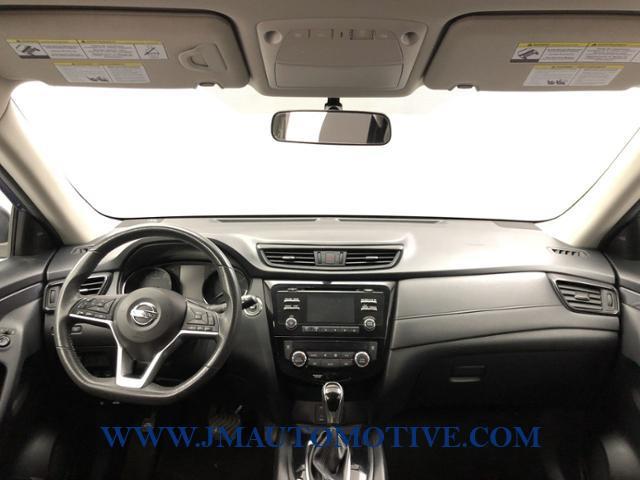 2017 Nissan Rogue 2017.5 AWD SV, available for sale in Naugatuck, Connecticut | J&M Automotive Sls&Svc LLC. Naugatuck, Connecticut 2017 Nissan Rogue 2017.5 AWD SV, available for sale in Naugatuck, Connecticut | J&M Automotive Sls&Svc LLC. Naugatuck, Connecticut