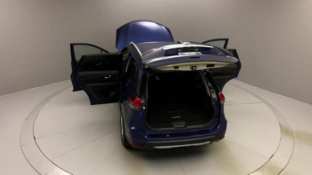 2017 Nissan Rogue 2017.5 AWD SV, available for sale in Naugatuck, Connecticut | J&M Automotive Sls&Svc LLC. Naugatuck, Connecticut 2017 Nissan Rogue 2017.5 AWD SV, available for sale in Naugatuck, Connecticut | J&M Automotive Sls&Svc LLC. Naugatuck, Connecticut