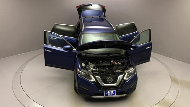 2017 Nissan Rogue 2017.5 AWD SV, available for sale in Naugatuck, Connecticut | J&M Automotive Sls&Svc LLC. Naugatuck, Connecticut 2017 Nissan Rogue 2017.5 AWD SV, available for sale in Naugatuck, Connecticut | J&M Automotive Sls&Svc LLC. Naugatuck, Connecticut