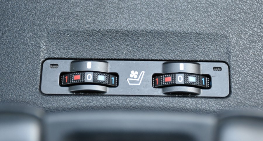 Used Lexus ES 350 4dr Sdn 2007 | Highline Car Connection. Waterbury, Connecticut Used Lexus ES 350 4dr Sdn 2007 | Highline Car Connection. Waterbury, Connecticut
