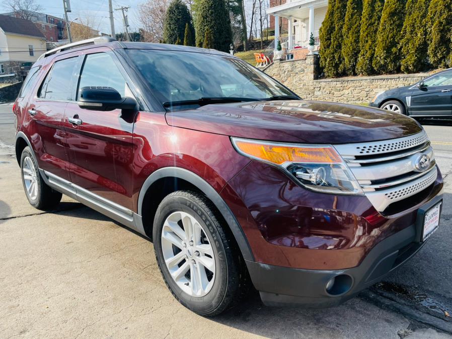 Used Ford Explorer 4WD 4dr XLT 2012 | JC Lopez Auto Sales Corp. Port Chester, New York