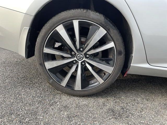 Used Nissan Altima 2.5 SR 2019 | Hillside Auto Outlet. Jamaica, New York Used Nissan Altima 2.5 SR 2019 | Hillside Auto Outlet. Jamaica, New York
