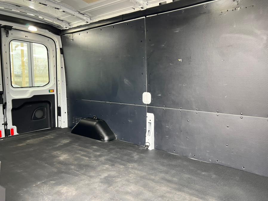 Used Ford Transit Van T-250 148" Med Rf 9000 GVWR Sliding RH Dr 2019 | Power Motors East. Massapequa Park, New York Used Ford Transit Van T-250 148" Med Rf 9000 GVWR Sliding RH Dr 2019 | Power Motors East. Massapequa Park, New York