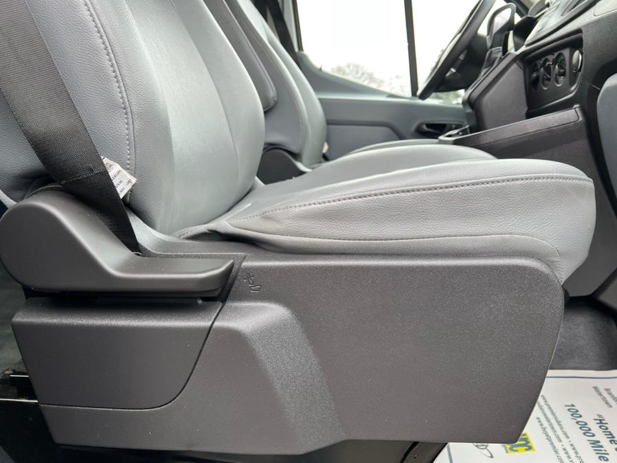 Used Ford Transit Van T-250 148" Med Rf 9000 GVWR Sliding RH Dr 2019 | Power Motors East. Massapequa Park, New York Used Ford Transit Van T-250 148" Med Rf 9000 GVWR Sliding RH Dr 2019 | Power Motors East. Massapequa Park, New York