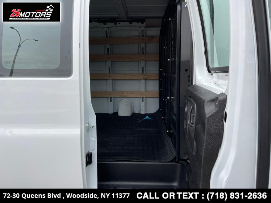 Used GMC Savana Cargo Van RWD 2500 135" 2019 | 26 Motors Queens. Woodside, New York Used GMC Savana Cargo Van RWD 2500 135" 2019 | 26 Motors Queens. Woodside, New York
