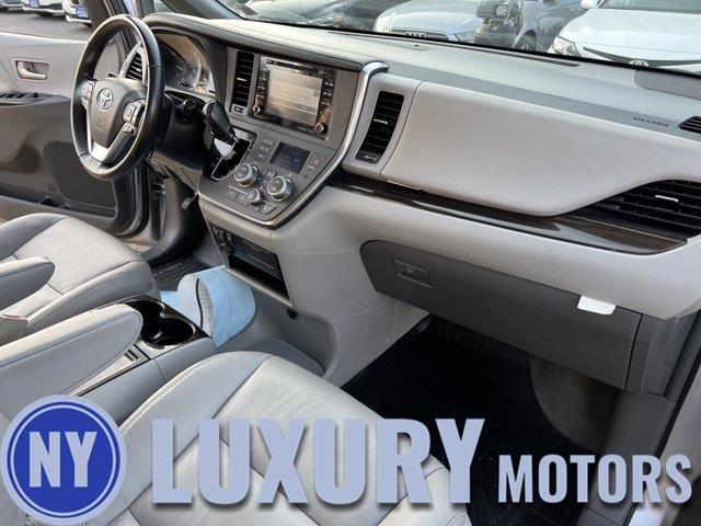 Used Toyota Sienna XLE Auto Access Seat 2018 | NY Luxury Motors. Elmont, New York Used Toyota Sienna XLE Auto Access Seat 2018 | NY Luxury Motors. Elmont, New York