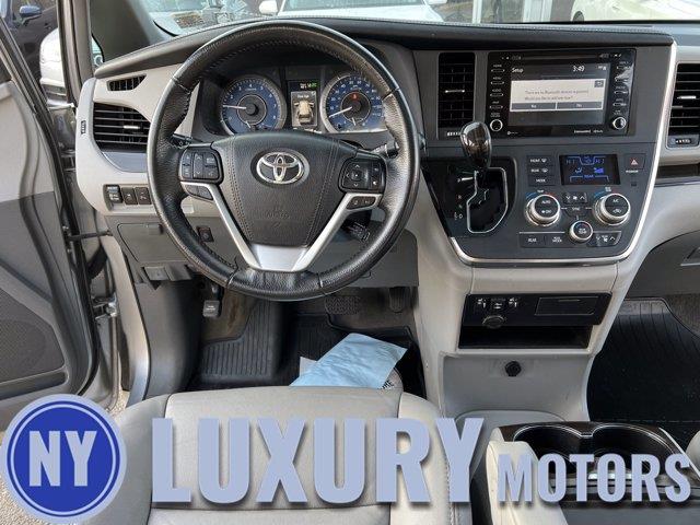Used Toyota Sienna XLE Auto Access Seat 2018 | NY Luxury Motors. Elmont, New York Used Toyota Sienna XLE Auto Access Seat 2018 | NY Luxury Motors. Elmont, New York