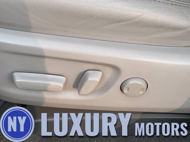 Used Toyota Sienna XLE Auto Access Seat 2018 | NY Luxury Motors. Elmont, New York Used Toyota Sienna XLE Auto Access Seat 2018 | NY Luxury Motors. Elmont, New York