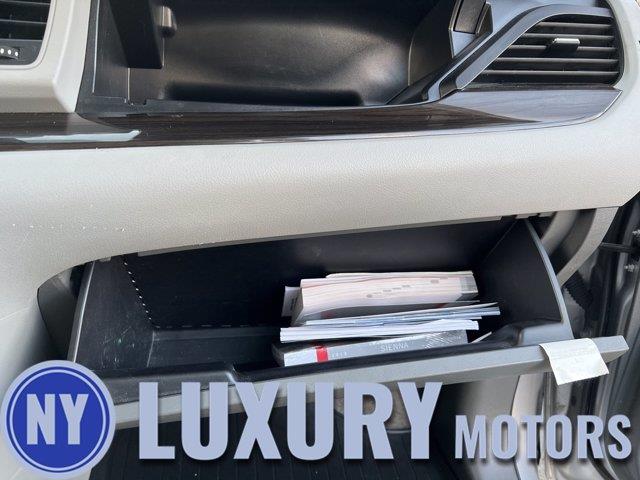 Used Toyota Sienna XLE Auto Access Seat 2018 | NY Luxury Motors. Elmont, New York Used Toyota Sienna XLE Auto Access Seat 2018 | NY Luxury Motors. Elmont, New York