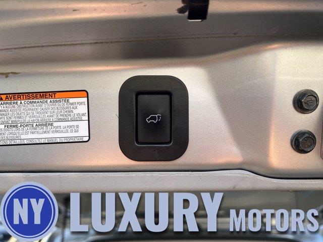 Used Toyota Sienna XLE Auto Access Seat 2018 | NY Luxury Motors. Elmont, New York Used Toyota Sienna XLE Auto Access Seat 2018 | NY Luxury Motors. Elmont, New York