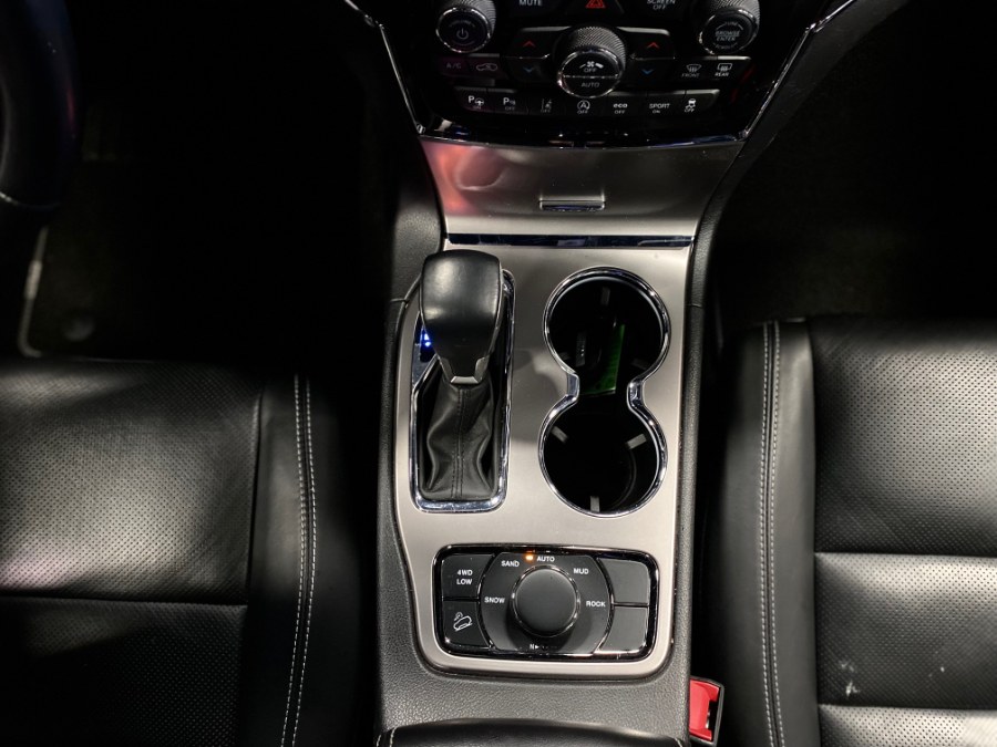 2021 Jeep Grand Cherokee Limited 4x4, available for sale in Bronx, New York | Car Factory Inc.. Bronx, New York 2021 Jeep Grand Cherokee Limited 4x4, available for sale in Bronx, New York | Car Factory Inc.. Bronx, New York