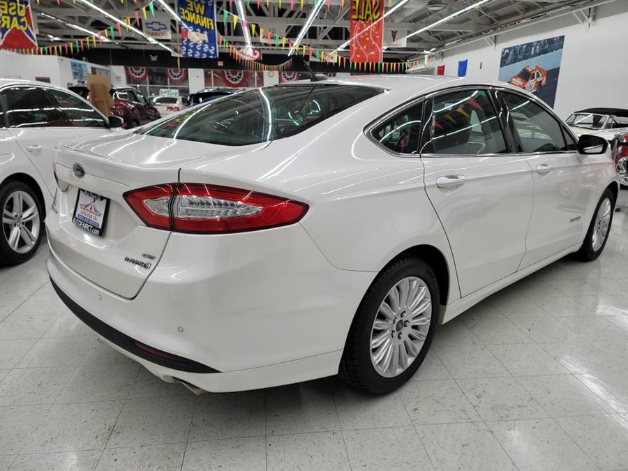 2013 Ford Fusion 4dr Sdn SE Hybrid FWD, available for sale in West Haven, CT