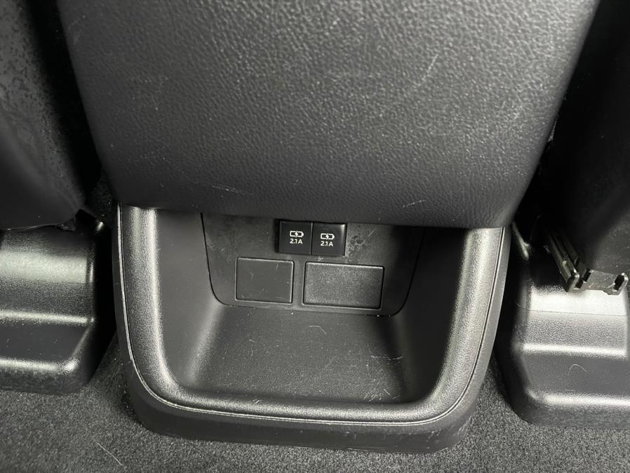 2019 Toyota Highlander LE V6 AWD (Natl), available for sale in Irvington , New Jersey | Auto Haus of Irvington Corp. Irvington , New Jersey 2019 Toyota Highlander LE V6 AWD (Natl), available for sale in Irvington , New Jersey | Auto Haus of Irvington Corp. Irvington , New Jersey