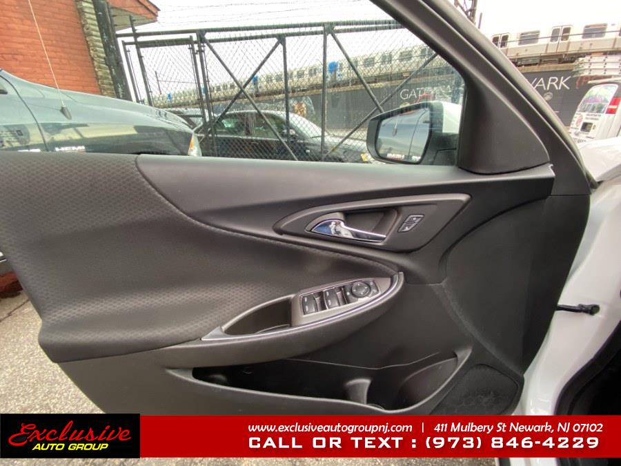 Used Chevrolet Malibu 4dr Sdn LT w/1LT 2017 | Exclusive Auto Group. Newark, New Jersey Used Chevrolet Malibu 4dr Sdn LT w/1LT 2017 | Exclusive Auto Group. Newark, New Jersey