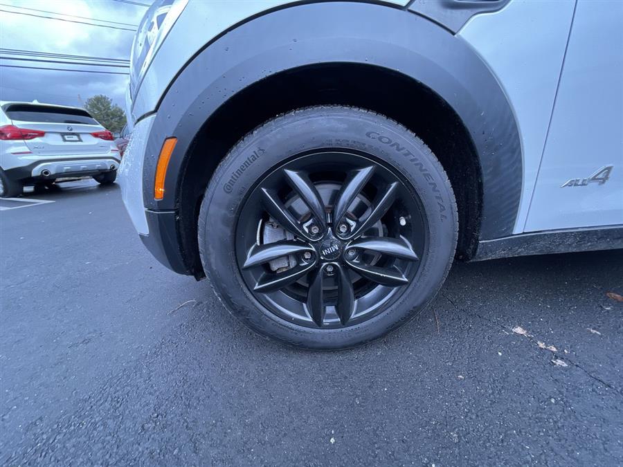 2012 MINI Cooper Countryman AWD 4dr S ALL4, available for sale in Stratford, Connecticut | Wiz Leasing Inc. Stratford, Connecticut 2012 MINI Cooper Countryman AWD 4dr S ALL4, available for sale in Stratford, Connecticut | Wiz Leasing Inc. Stratford, Connecticut