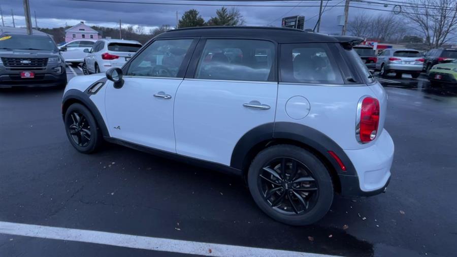 2012 MINI Cooper Countryman AWD 4dr S ALL4, available for sale in Stratford, Connecticut | Wiz Leasing Inc. Stratford, Connecticut 2012 MINI Cooper Countryman AWD 4dr S ALL4, available for sale in Stratford, Connecticut | Wiz Leasing Inc. Stratford, Connecticut