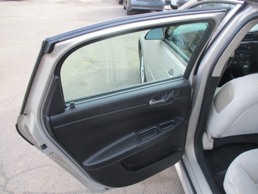 Used Chevrolet Impala 4dr Sdn LS Fleet 2012 | Cos Central Auto. Meriden, Connecticut Used Chevrolet Impala 4dr Sdn LS Fleet 2012 | Cos Central Auto. Meriden, Connecticut