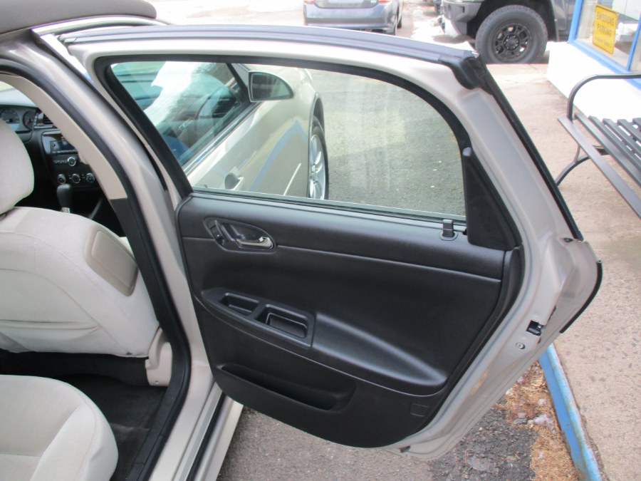 Used Chevrolet Impala 4dr Sdn LS Fleet 2012 | Cos Central Auto. Meriden, Connecticut Used Chevrolet Impala 4dr Sdn LS Fleet 2012 | Cos Central Auto. Meriden, Connecticut