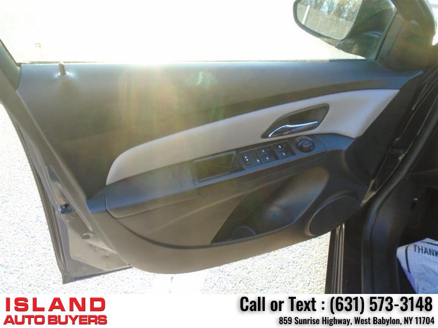 Used Chevrolet Cruze LS Auto 4dr Sedan w/1SB 2015 | Island Auto Buyers. West Babylon, New York Used Chevrolet Cruze LS Auto 4dr Sedan w/1SB 2015 | Island Auto Buyers. West Babylon, New York