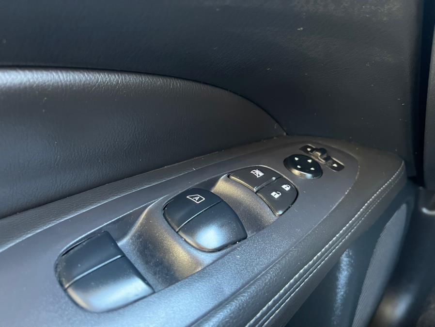 Used Nissan Pathfinder 4x4 SL 2019 | Auto Haus of Irvington Corp. Irvington , New Jersey