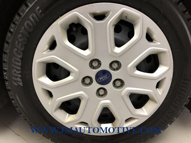 2012 Ford Focus 4dr Sdn SE, available for sale in Naugatuck, Connecticut | J&M Automotive Sls&Svc LLC. Naugatuck, Connecticut 2012 Ford Focus 4dr Sdn SE, available for sale in Naugatuck, Connecticut | J&M Automotive Sls&Svc LLC. Naugatuck, Connecticut