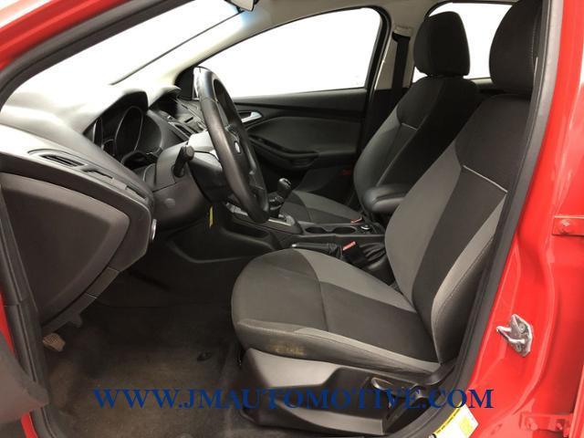 2012 Ford Focus 4dr Sdn SE, available for sale in Naugatuck, Connecticut | J&M Automotive Sls&Svc LLC. Naugatuck, Connecticut 2012 Ford Focus 4dr Sdn SE, available for sale in Naugatuck, Connecticut | J&M Automotive Sls&Svc LLC. Naugatuck, Connecticut
