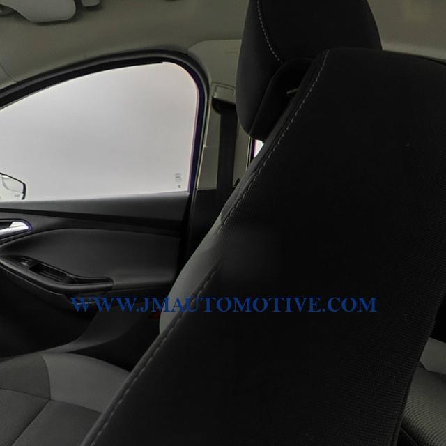 2012 Ford Focus 4dr Sdn SE, available for sale in Naugatuck, Connecticut | J&M Automotive Sls&Svc LLC. Naugatuck, Connecticut 2012 Ford Focus 4dr Sdn SE, available for sale in Naugatuck, Connecticut | J&M Automotive Sls&Svc LLC. Naugatuck, Connecticut