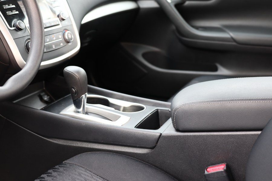Used Nissan Altima 2.5 S Sedan 2018 | Hillside Auto Mall Inc.. Jamaica, New York Used Nissan Altima 2.5 S Sedan 2018 | Hillside Auto Mall Inc.. Jamaica, New York