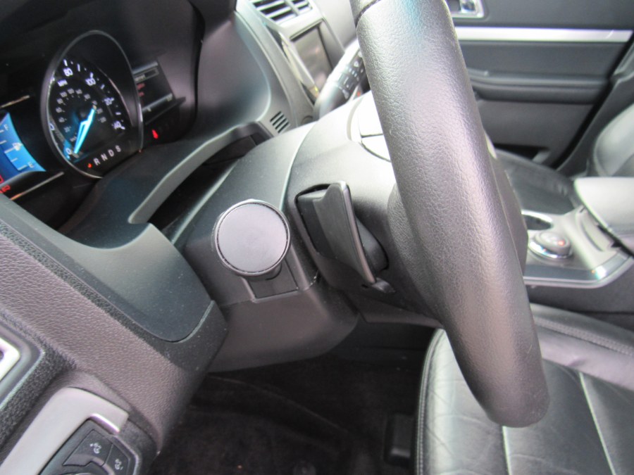 2016 Ford Explorer XLT, available for sale in Worcester, Massachusetts | Hilario's Auto Sales Inc.. Worcester, Massachusetts 2016 Ford Explorer XLT, available for sale in Worcester, Massachusetts | Hilario's Auto Sales Inc.. Worcester, Massachusetts