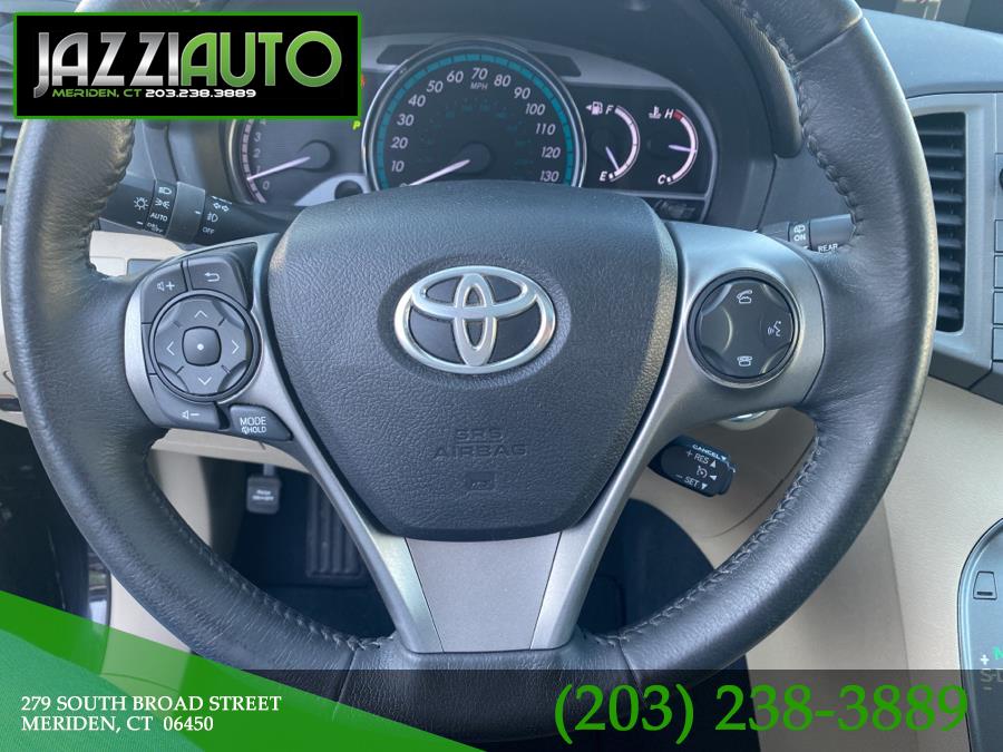 Used Toyota Venza 4dr Wgn I4 AWD XLE (Natl) 2015 | Jazzi Auto Sales LLC. Meriden, Connecticut