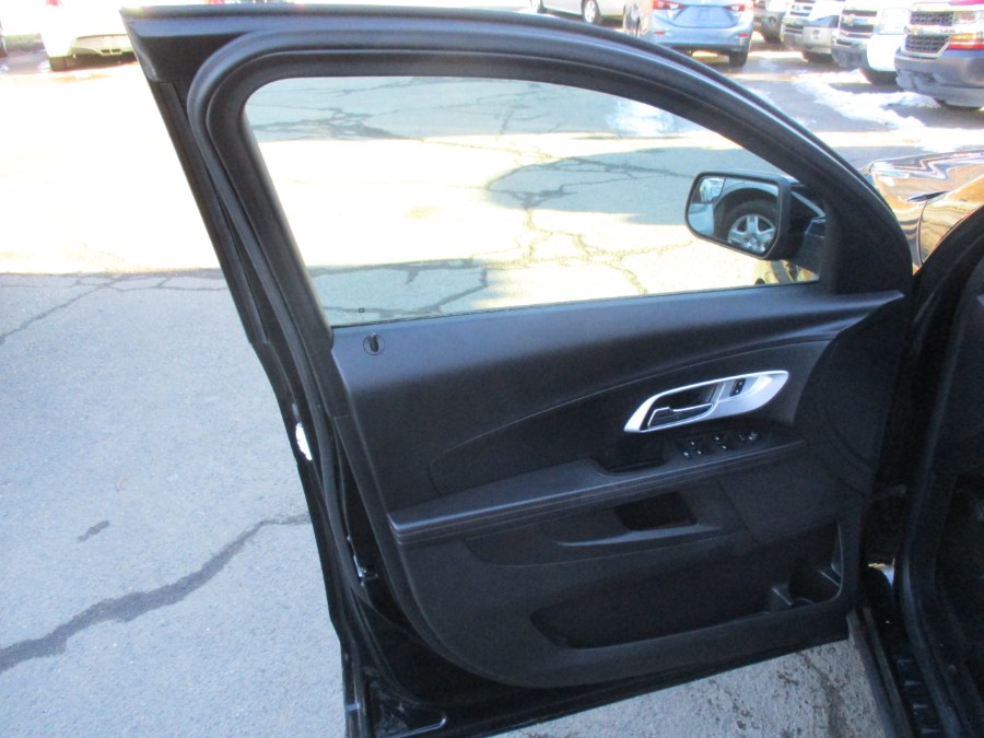 Used Chevrolet Equinox AWD 4dr LT w/1LT 2014 | Cos Central Auto. Meriden, Connecticut Used Chevrolet Equinox AWD 4dr LT w/1LT 2014 | Cos Central Auto. Meriden, Connecticut