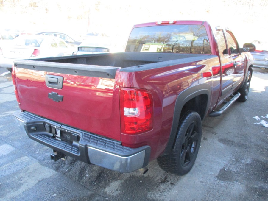 Used Chevrolet Silverado 1500 4WD Ext Cab 143.5" LTZ 2007 | Cos Central Auto. Meriden, Connecticut Used Chevrolet Silverado 1500 4WD Ext Cab 143.5" LTZ 2007 | Cos Central Auto. Meriden, Connecticut