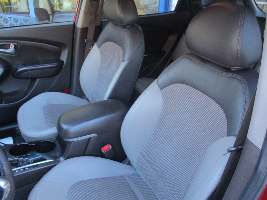 Used Hyundai Tucson LTD 2wd 2011 | Cos Central Auto. Meriden, Connecticut Used Hyundai Tucson LTD 2wd 2011 | Cos Central Auto. Meriden, Connecticut