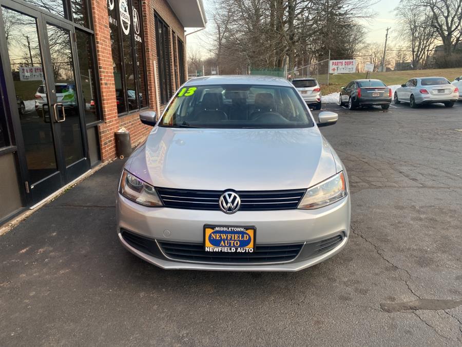 Used Volkswagen Jetta Sedan 4dr Auto SE PZEV 2013 | Newfield Auto Sales. Middletown, Connecticut Used Volkswagen Jetta Sedan 4dr Auto SE PZEV 2013 | Newfield Auto Sales. Middletown, Connecticut
