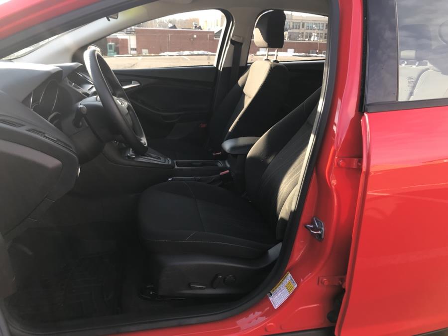Used Ford Focus 5dr HB SE 2016 | Lex Autos LLC. Hartford, Connecticut Used Ford Focus 5dr HB SE 2016 | Lex Autos LLC. Hartford, Connecticut