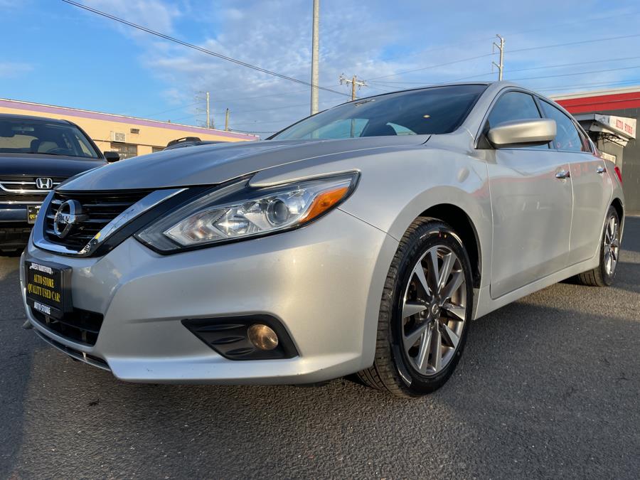 2017 Nissan Altima 2017.5 2.5 Sv Sedan, available for sale in West Hartford, Connecticut | Auto Store. West Hartford, Connecticut