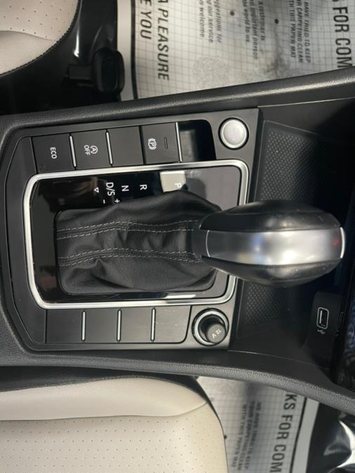 Used Volkswagen Jetta R-Line Auto w/SULEV 2019 | Power Motors East. Massapequa Park, New York Used Volkswagen Jetta R-Line Auto w/SULEV 2019 | Power Motors East. Massapequa Park, New York