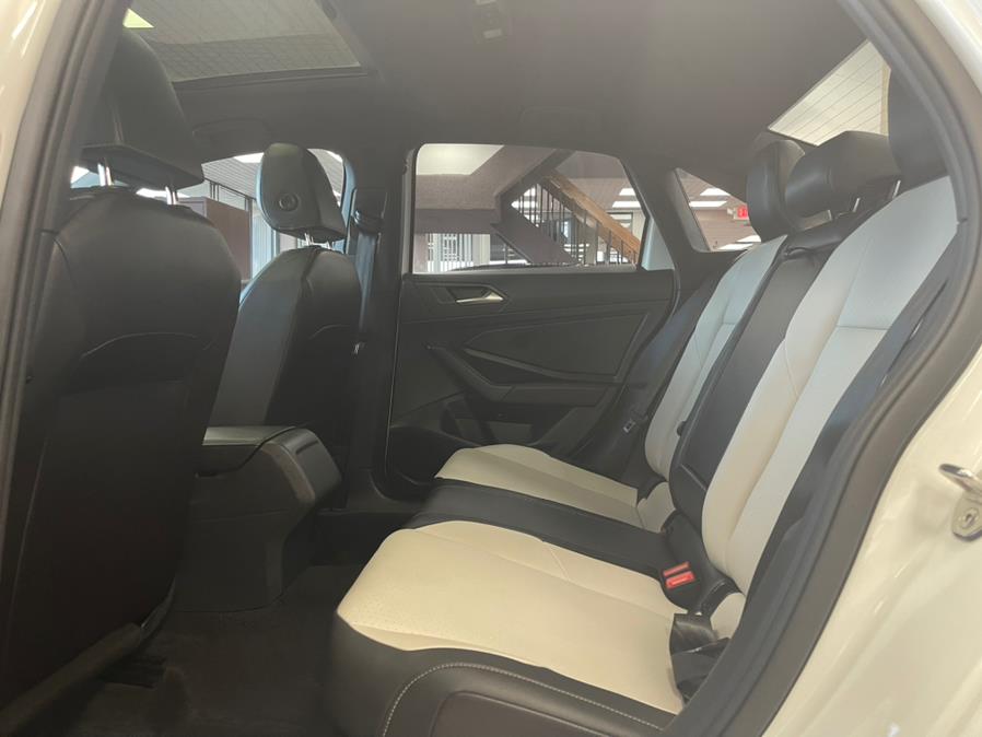 Used Volkswagen Jetta R-Line Auto w/SULEV 2019 | Power Motors East. Massapequa Park, New York Used Volkswagen Jetta R-Line Auto w/SULEV 2019 | Power Motors East. Massapequa Park, New York