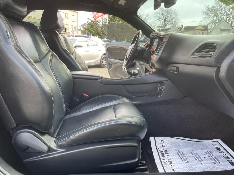 Used Dodge Challenger SXT PLUS RWD 2019 | Auto Haus of Irvington Corp. Irvington , New Jersey