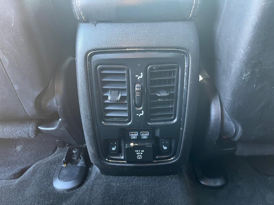 2015 Jeep Grand Cherokee 4WD 4dr Limited, available for sale in Elmont, New York | Sunrise of Elmont. Elmont, New York 2015 Jeep Grand Cherokee 4WD 4dr Limited, available for sale in Elmont, New York | Sunrise of Elmont. Elmont, New York