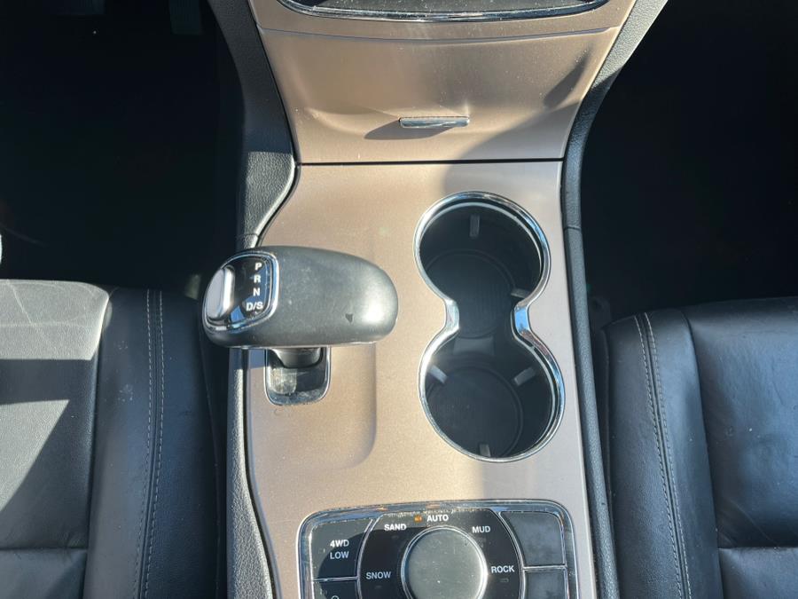 2015 Jeep Grand Cherokee 4WD 4dr Limited, available for sale in Elmont, New York | Sunrise of Elmont. Elmont, New York 2015 Jeep Grand Cherokee 4WD 4dr Limited, available for sale in Elmont, New York | Sunrise of Elmont. Elmont, New York