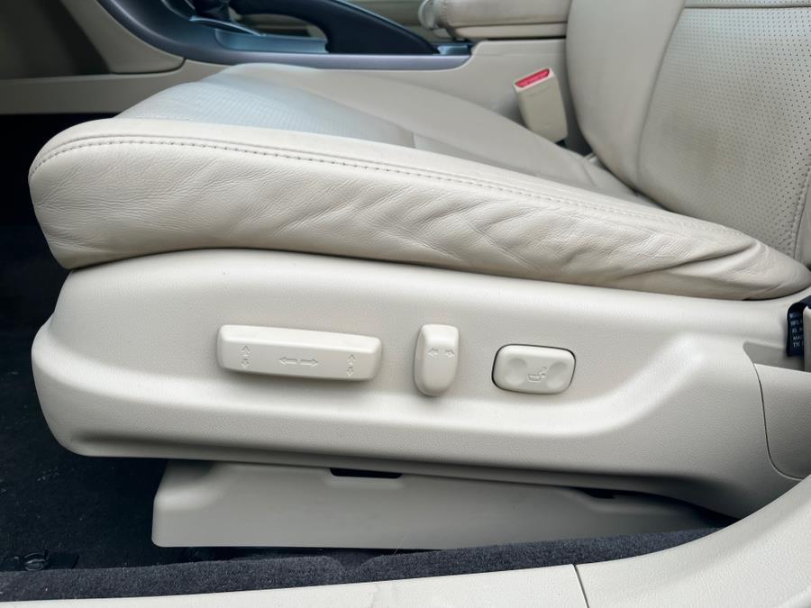 2014 Acura TL Tech 1 OWNER! CLEAN CARFAX! LOW MILES!, available for sale in Elmont, New York | Sunrise of Elmont. Elmont, New York 2014 Acura TL Tech 1 OWNER! CLEAN CARFAX! LOW MILES!, available for sale in Elmont, New York | Sunrise of Elmont. Elmont, New York