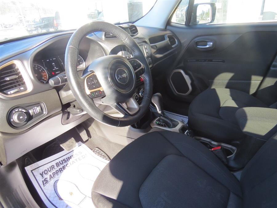 Used Jeep Renegade Latitude 4x4 4dr SUV 2017 | Lake City Exports Inc. Auburn, Maine Used Jeep Renegade Latitude 4x4 4dr SUV 2017 | Lake City Exports Inc. Auburn, Maine