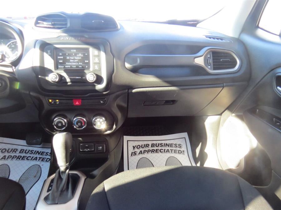 Used Jeep Renegade Latitude 4x4 4dr SUV 2017 | Lake City Exports Inc. Auburn, Maine Used Jeep Renegade Latitude 4x4 4dr SUV 2017 | Lake City Exports Inc. Auburn, Maine