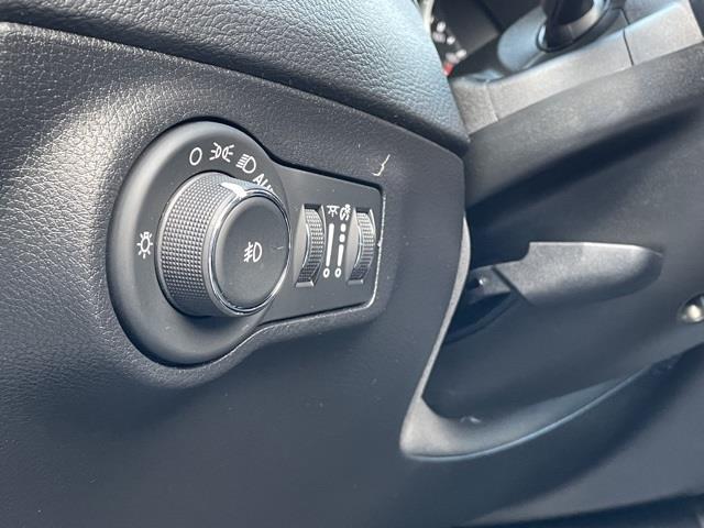 Used Jeep Compass Latitude 2019 | Blasius Federal Road. Brookfield, Connecticut Used Jeep Compass Latitude 2019 | Blasius Federal Road. Brookfield, Connecticut