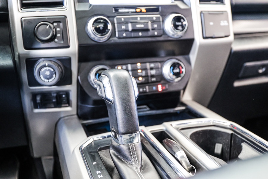 Used Ford F-150 LARIAT 4WD SuperCrew 5.5'' Box 2020 | 26 Motors Long Island. ELMONT, New York Used Ford F-150 LARIAT 4WD SuperCrew 5.5'' Box 2020 | 26 Motors Long Island. ELMONT, New York