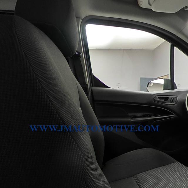 Used Ford Transit Connect 4dr Wgn LWB XL w/Rear Liftgate 2016 | J&M Automotive Sls&Svc LLC. Naugatuck, Connecticut Used Ford Transit Connect 4dr Wgn LWB XL w/Rear Liftgate 2016 | J&M Automotive Sls&Svc LLC. Naugatuck, Connecticut